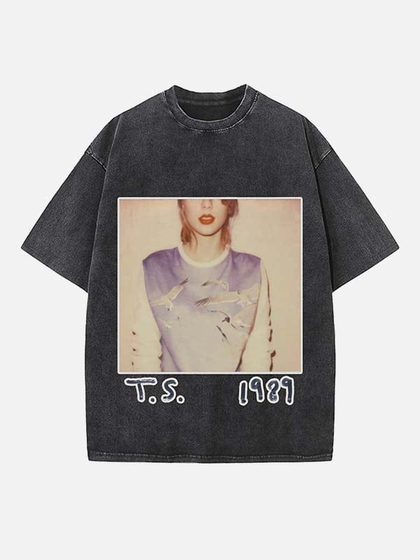 1_jnQoX2 Taylor Swift Print Round Neck T-shirt - Image 1