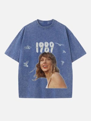 Taylor Swift Print Round Neck T-shirt - Image 4